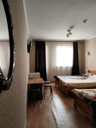 Гостиница Акватория Евпатория Трехместный номер-7